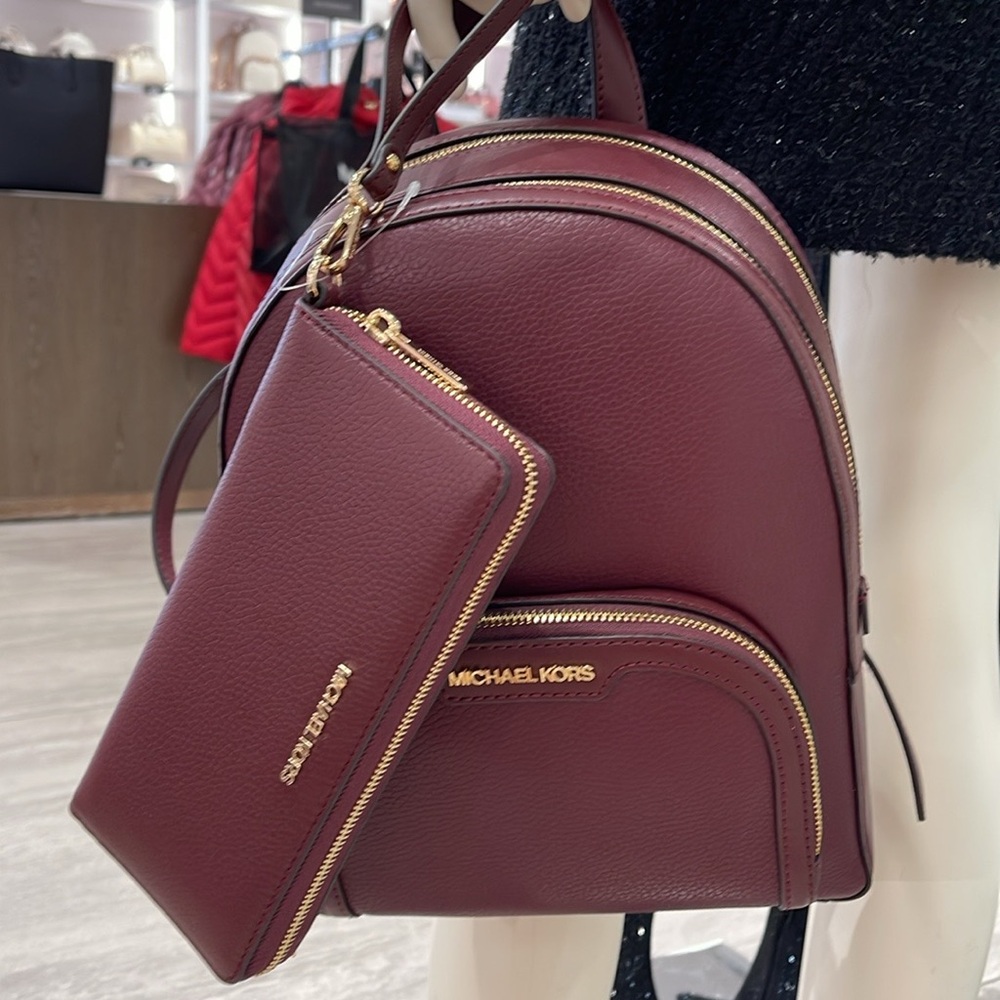 Michael Kors Jaycee Medium Pebbled Backpack
&
MK Continental Wristlet Wallet NWT - Picture 7 of 16